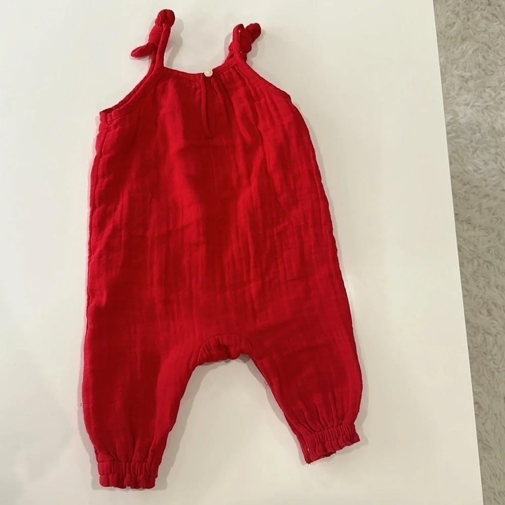 Baby jumpsuit